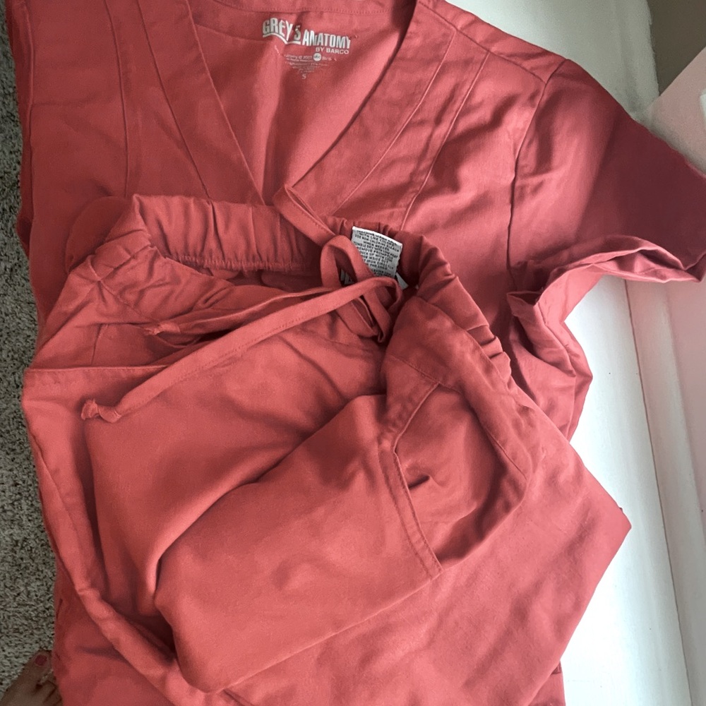 Coral greys anatomy scrubs